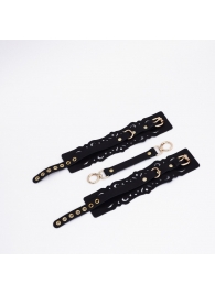 Черный кожаные оковы с узорами и золотистой фурнитурой - Crazy Handmade - купить с доставкой в Кемерово